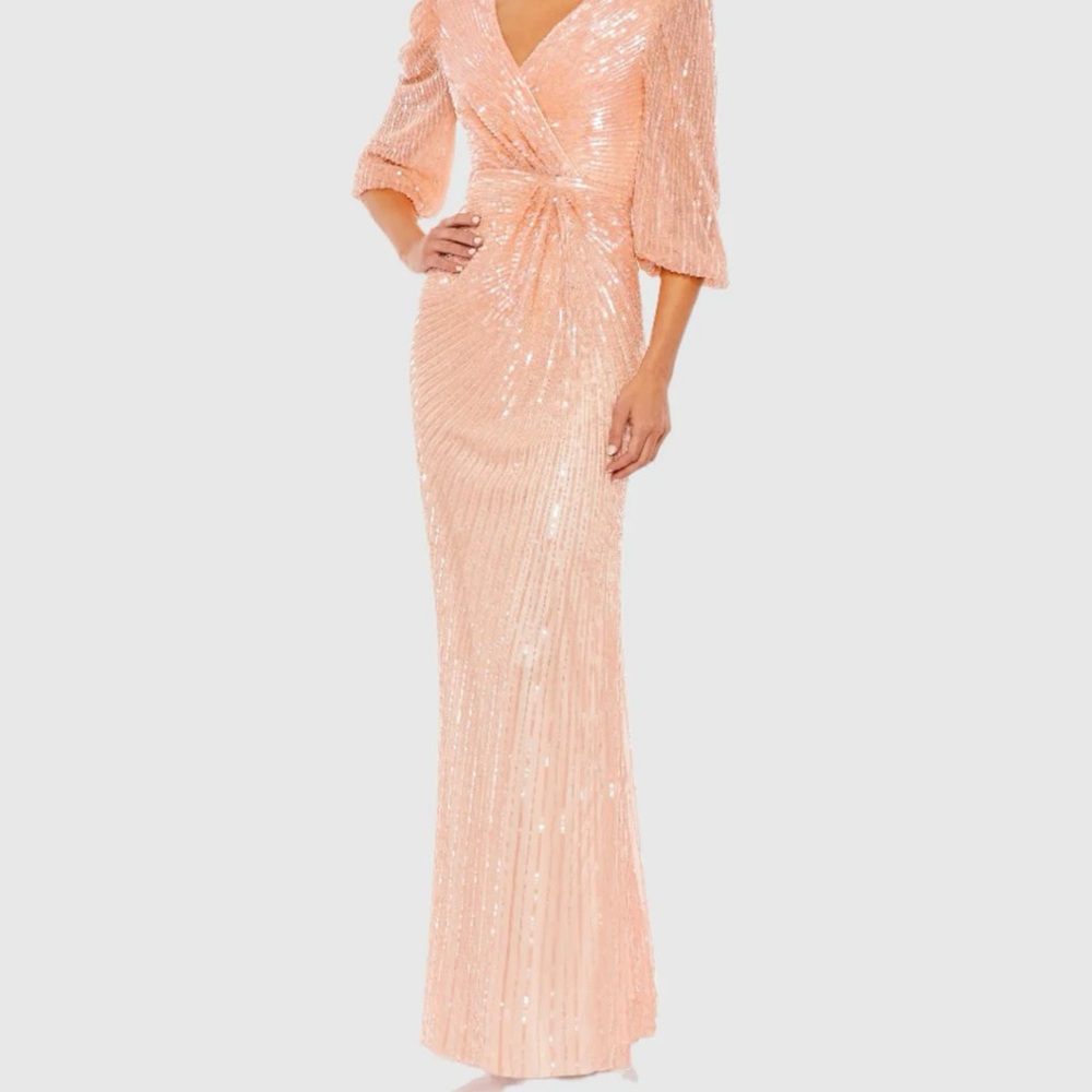 Mac Duggal style #5509 size 14 in peach color NWT